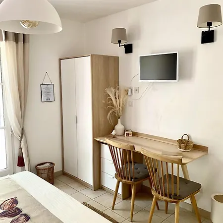 Le Jardin De Lau Holiday home *