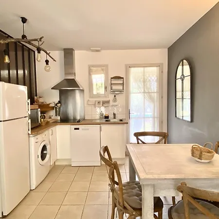 Holiday home Le Jardin De Lau Aubignan